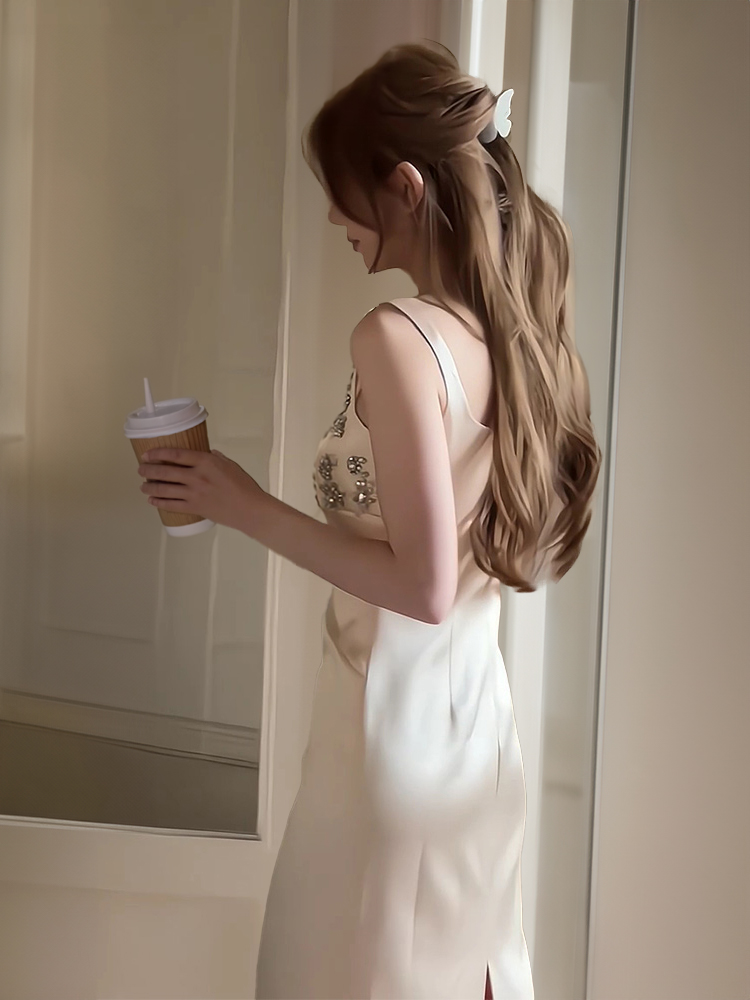 Elegant Heavy Work Satin Eveni - огляд і ціна Women Formal Wear With Skirt