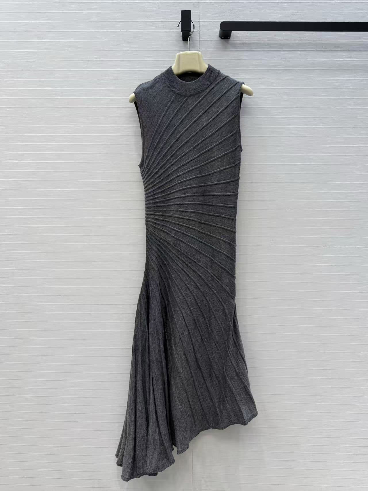 Solid color cool and sophistic - огляд і ціна Women Formal Wear Designers