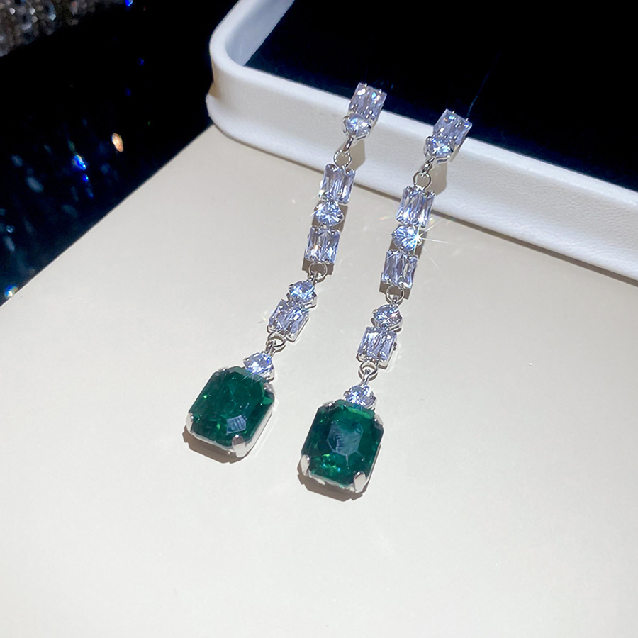 Green Square Zircon Dangle Ear - огляд і ціна Women'S Green Formal Wear